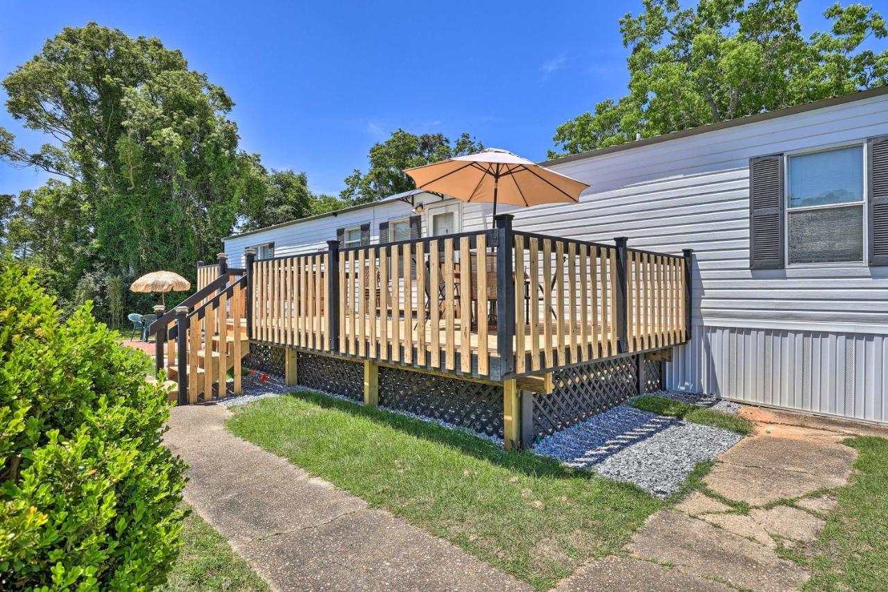Bright Pensacola Home With Backyard - Pets Welcome! Kültér fotó
